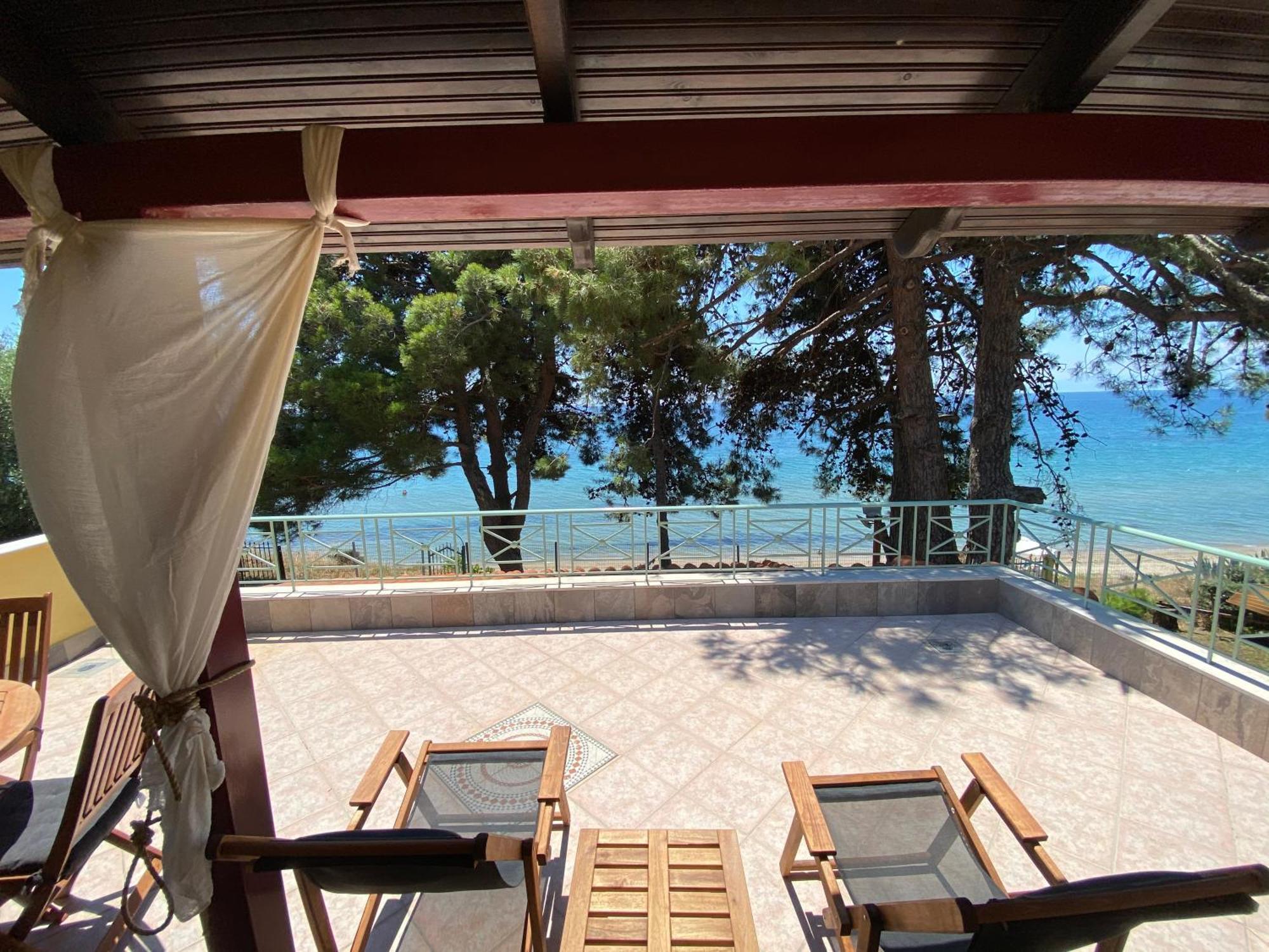 Sea Front Myrat Holiday home *